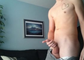 Amateur Twink Kyle Cums In His Hand